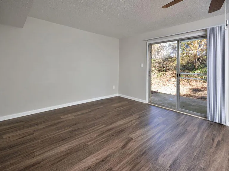 Pine Ridge Apartments — Photo 53
