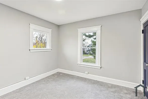 9403 Columbia Ave — Photo 9