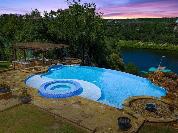 5th image of 1325 Likeness Rd