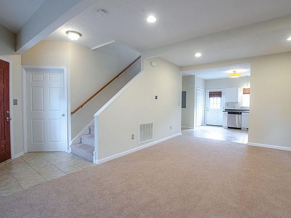 5th image of 509 Stuart St Lot 4