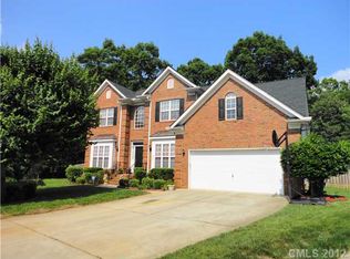 8802 Leinster Dr, Charlotte, NC 28277