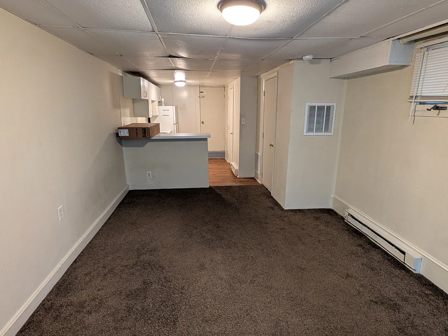 Studio, 300 sqft, $850 — Photo 2