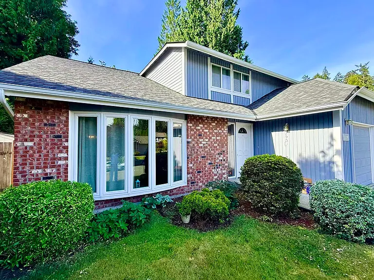 18913 SE 44th Pl — Photo 2