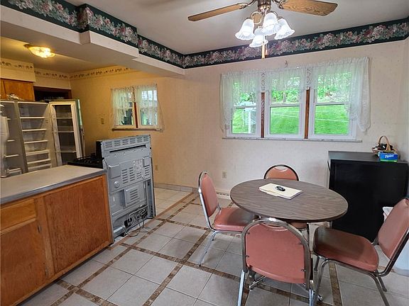 4th image of 541 Morningstar Dr