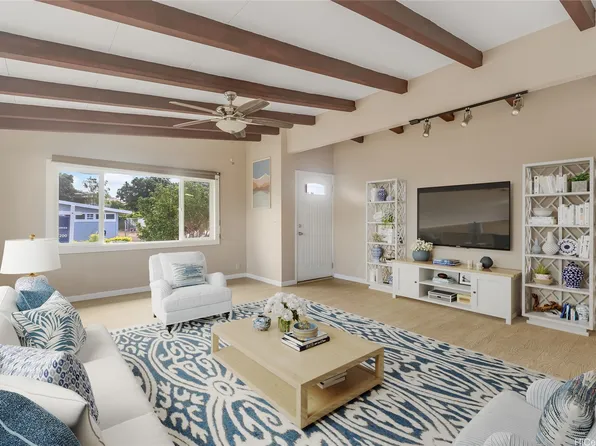 87-210 Maaloa St, Waianae, HI 96792
