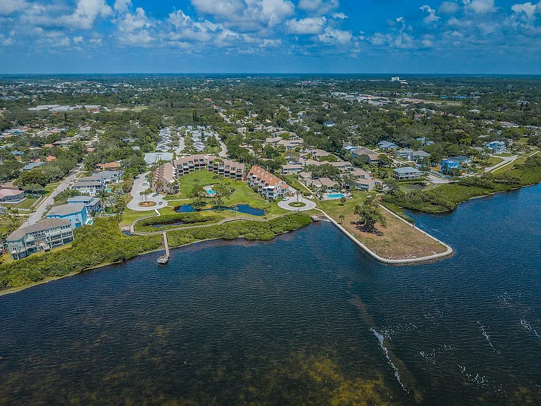 645 Windrush Bay Dr — Photo 27