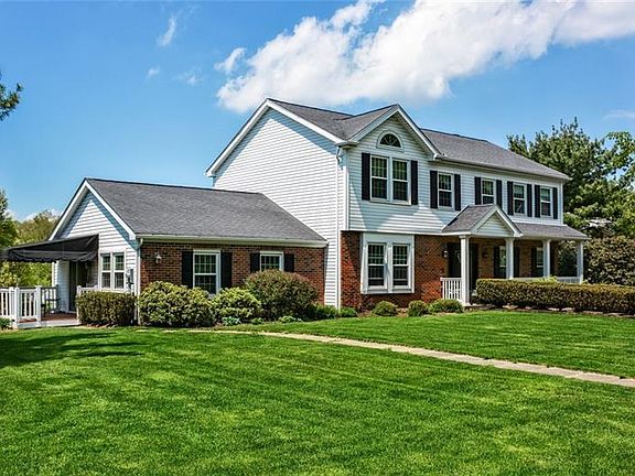 5th image of 1600 Eaglewood Ct