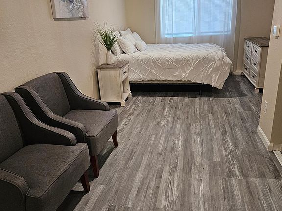 Bedroom open space
