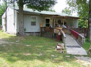 1805 Twin Bridge Rd, Deer Lodge, TN 37726