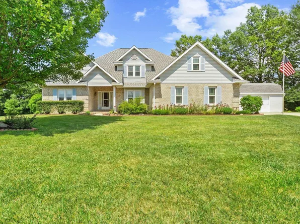 7700 W Crooked Creek Ct, Muncie, IN 47304