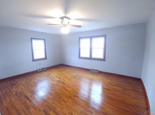 126 NW 321st Rd, Clinton, MO 64735