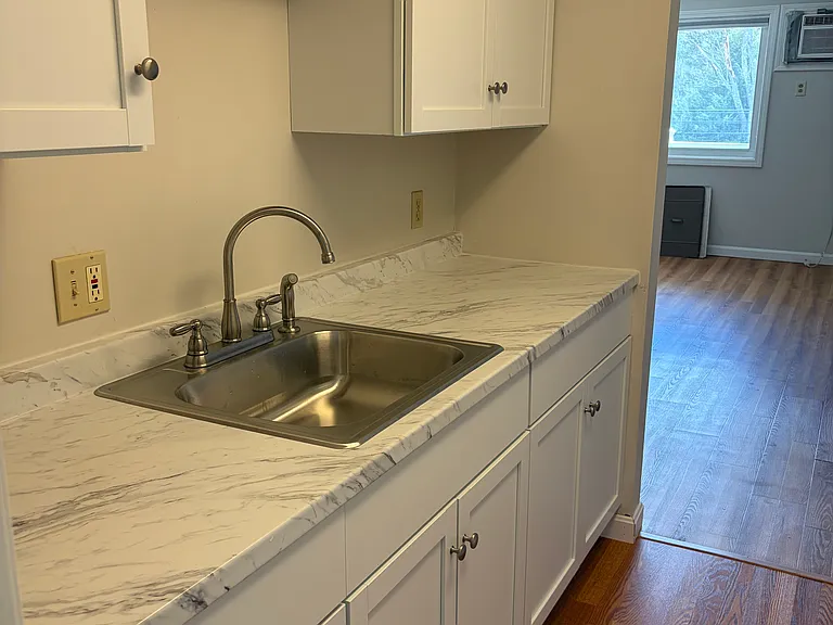 410 Portland St #G — Photo 2