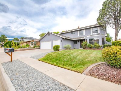 5816 Lost Dutchman Ave NE, Albuquerque, NM, 87111