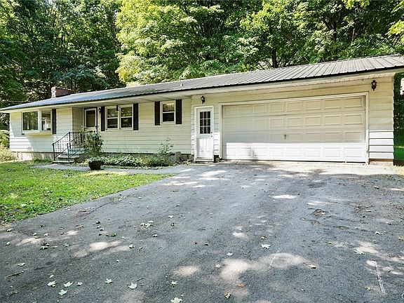 2nd image of 14165 Wilde Rd