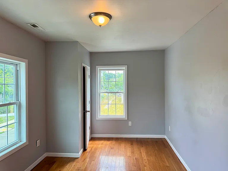 48 Wolcott St #2 — Photo 6