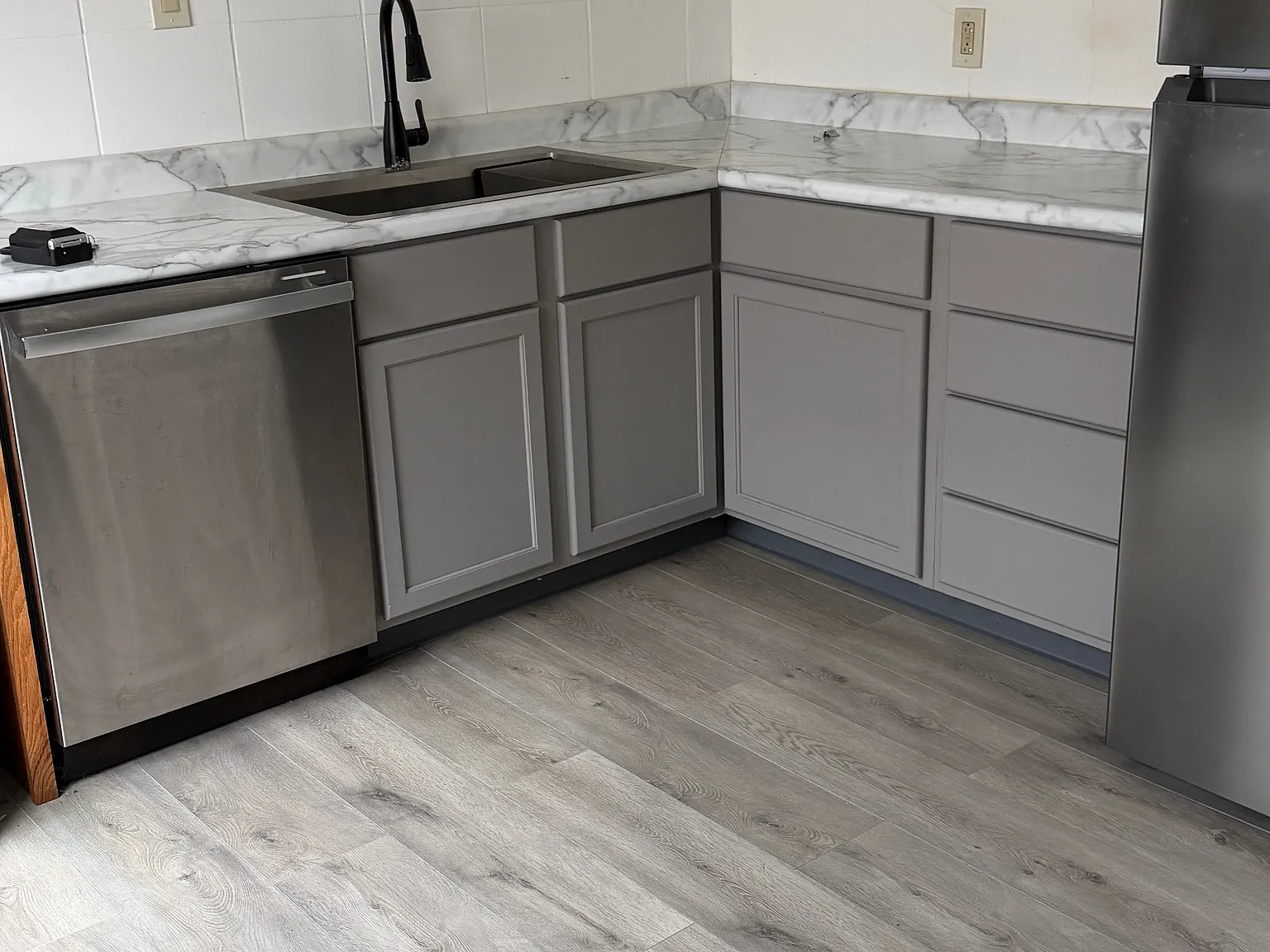 2 bed, 1000 sqft, $1,165 — Photo 2