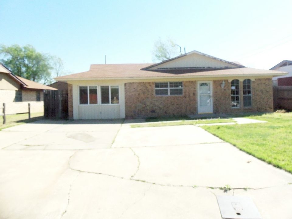 1st image of 2411 NW 47th St