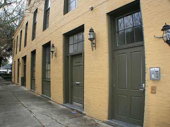 3rd image of 3400 Magazine St Unit 3