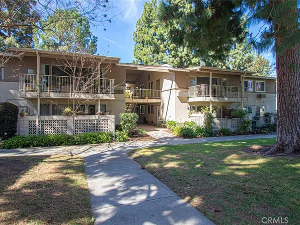 271 Avenida Sevilla #O, Laguna Woods, CA 92637