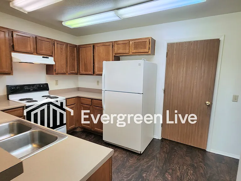 212 Fireball Dr — Photo 6