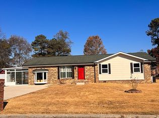 582 Pinewood Cir, Fort Oglethorpe, GA 30742