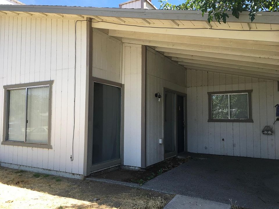 2nd image of 515 S Coalinga St