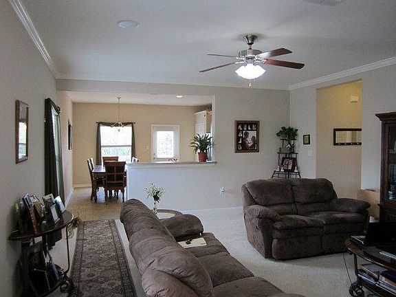 5th image of 201 Sequoia Dr