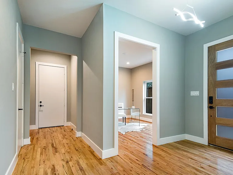6249 Saint Moritz Ave — Photo 3