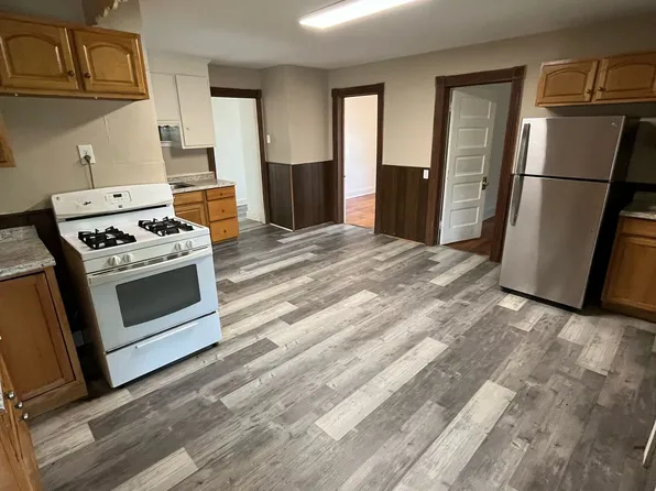 14 Portland St #3, Middletown, CT 06457