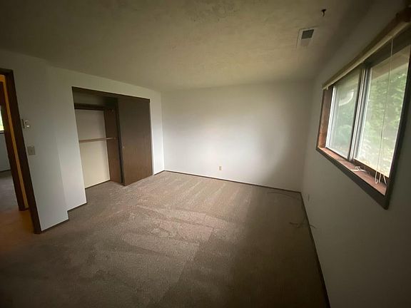 5th image of 10203 NW 22nd Ave