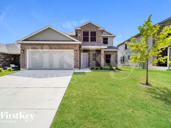 1013 Dumfries Dr, Seguin, TX 78155