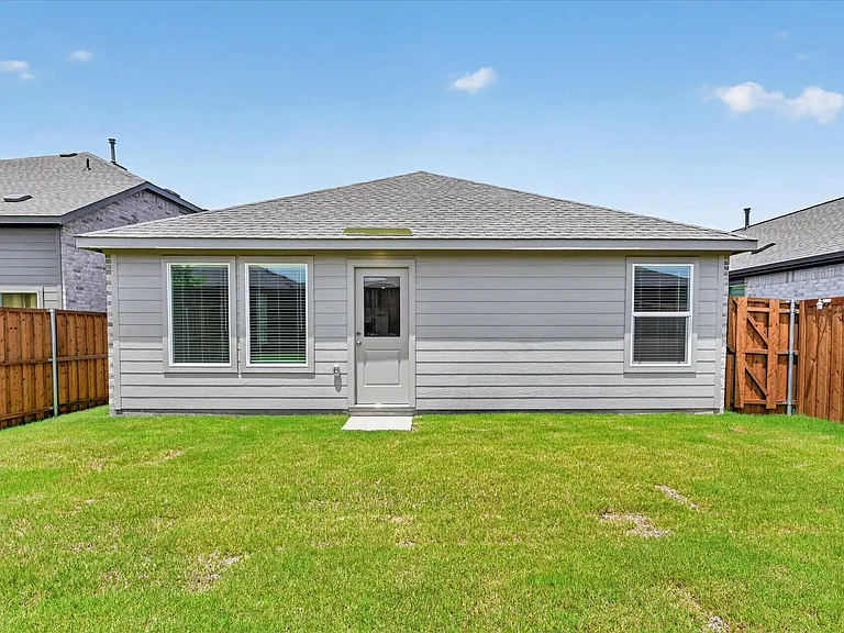 1516 Prince Rd — Photo 26