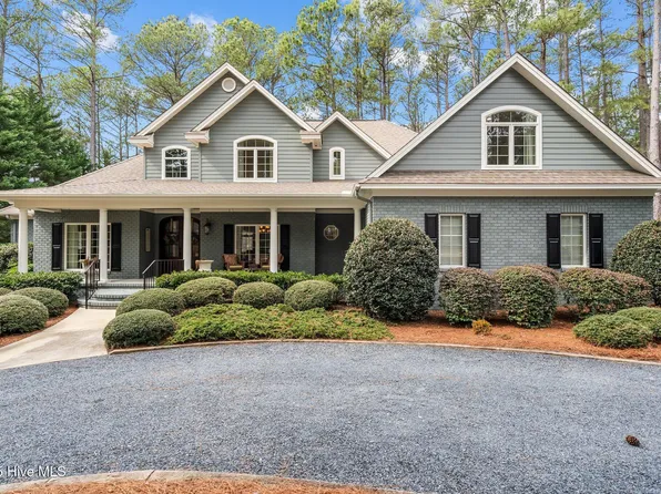 42 Oxton Circle, Pinehurst, NC 28374
