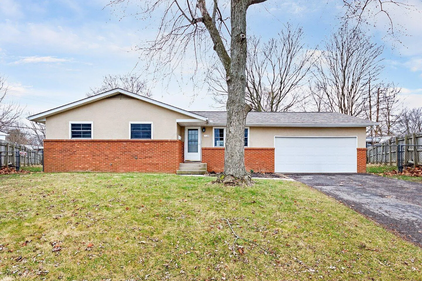 5239 Brownfield Ct photo 1