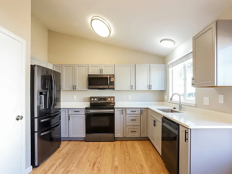 16393 Goldenrod Way — Photo 9