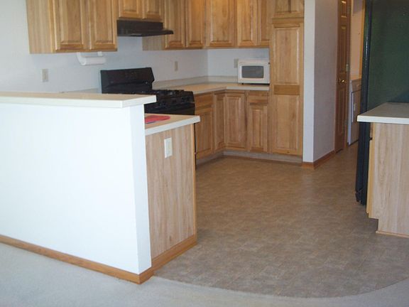 3rd image of 170 S Lar Ann St #1