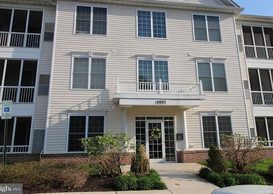 1st image of 4805 Mantlewood Way Unit 302