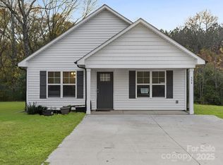 554 Claymon Rd, Oakboro, NC 28129