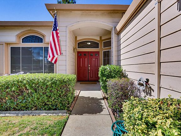 2nd image of 1243 Canevari Dr