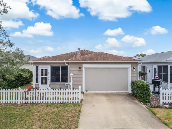 2454 Southern Oak St, The Villages, FL 32162
