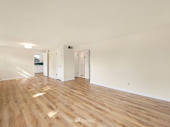 4th image of 4310 -4312 3rd Avenue NW