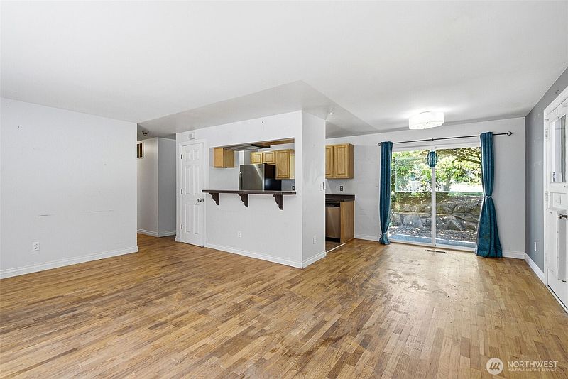 4th image of 4258 S 158Th Street
