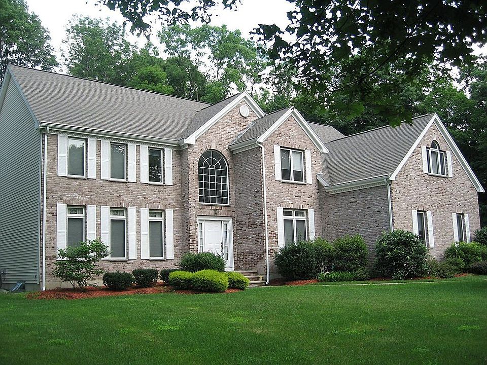 1st image of 6 Lea Sands Dr