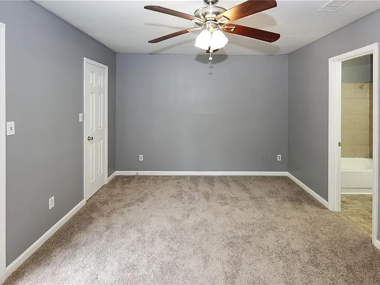 5461 Park Pl S — Photo 22