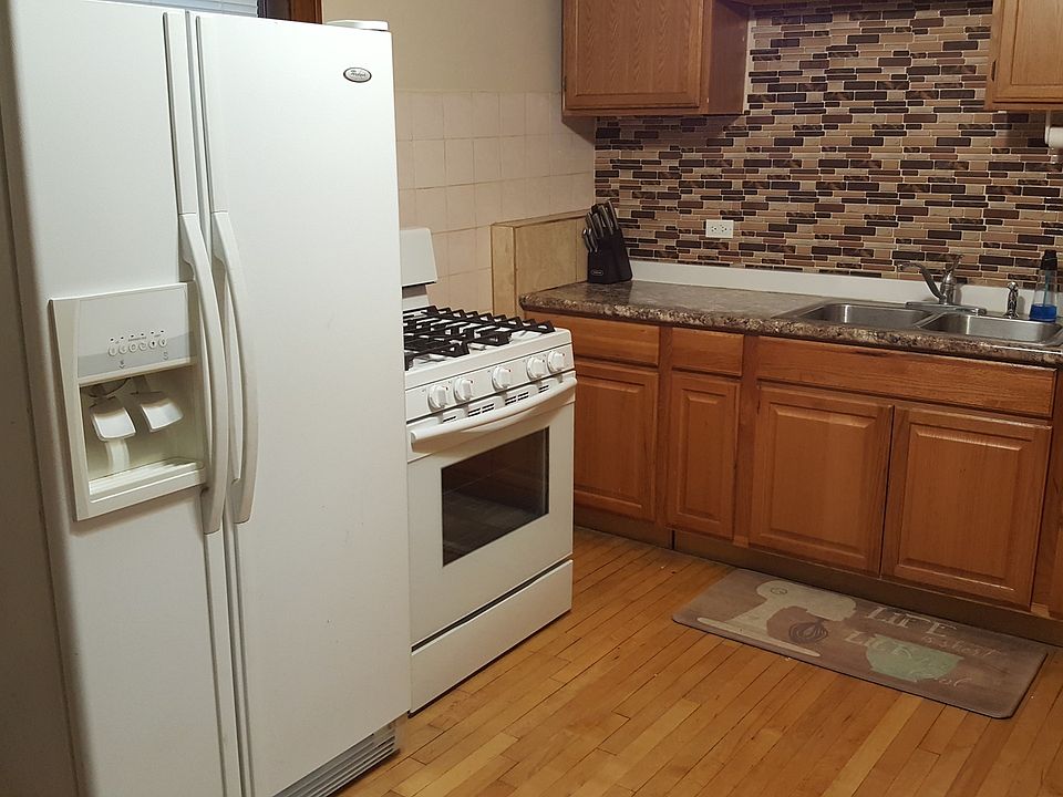 1st image of 4617 S Troy St #1