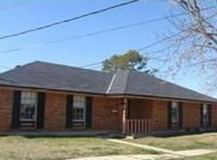 4974 Friar Tuck Dr, New Orleans, LA 70128