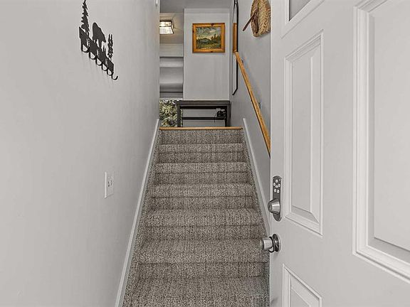 2nd image of 630 SW 3rd St #9