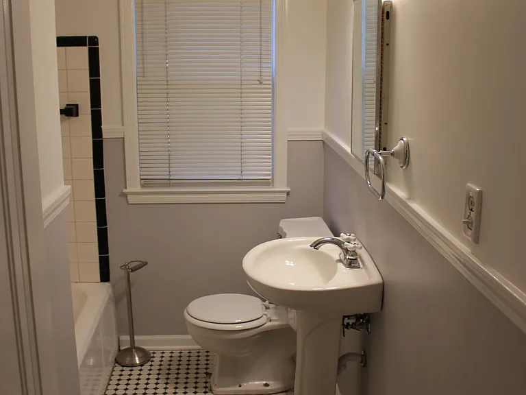 1215 N Blair Ave — Photo 5