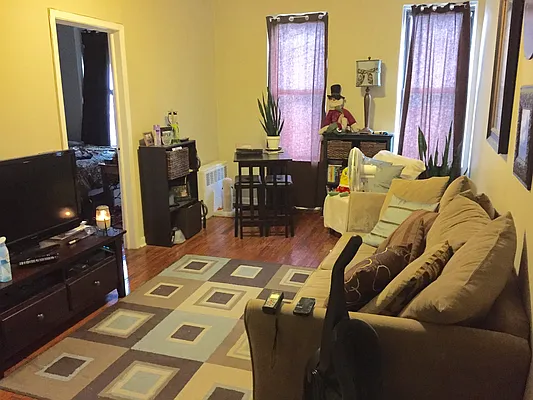 Rented by Royalty Living NYC | media 34