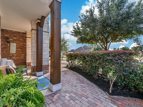 5th image of 13814 Lake Livingston Dr